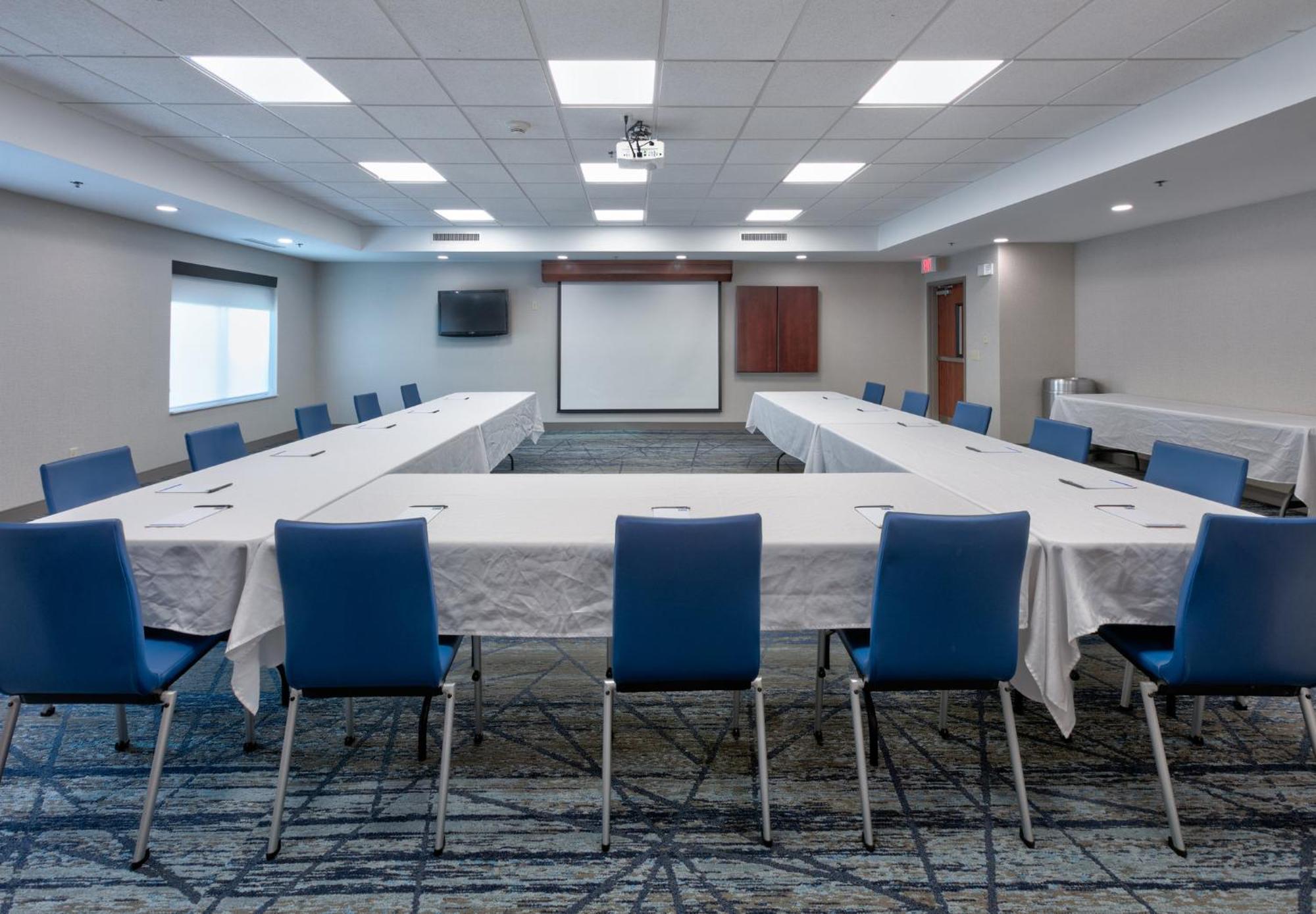 Holiday Inn Express Hotel & Suites Shakopee By Ihg Exterior foto