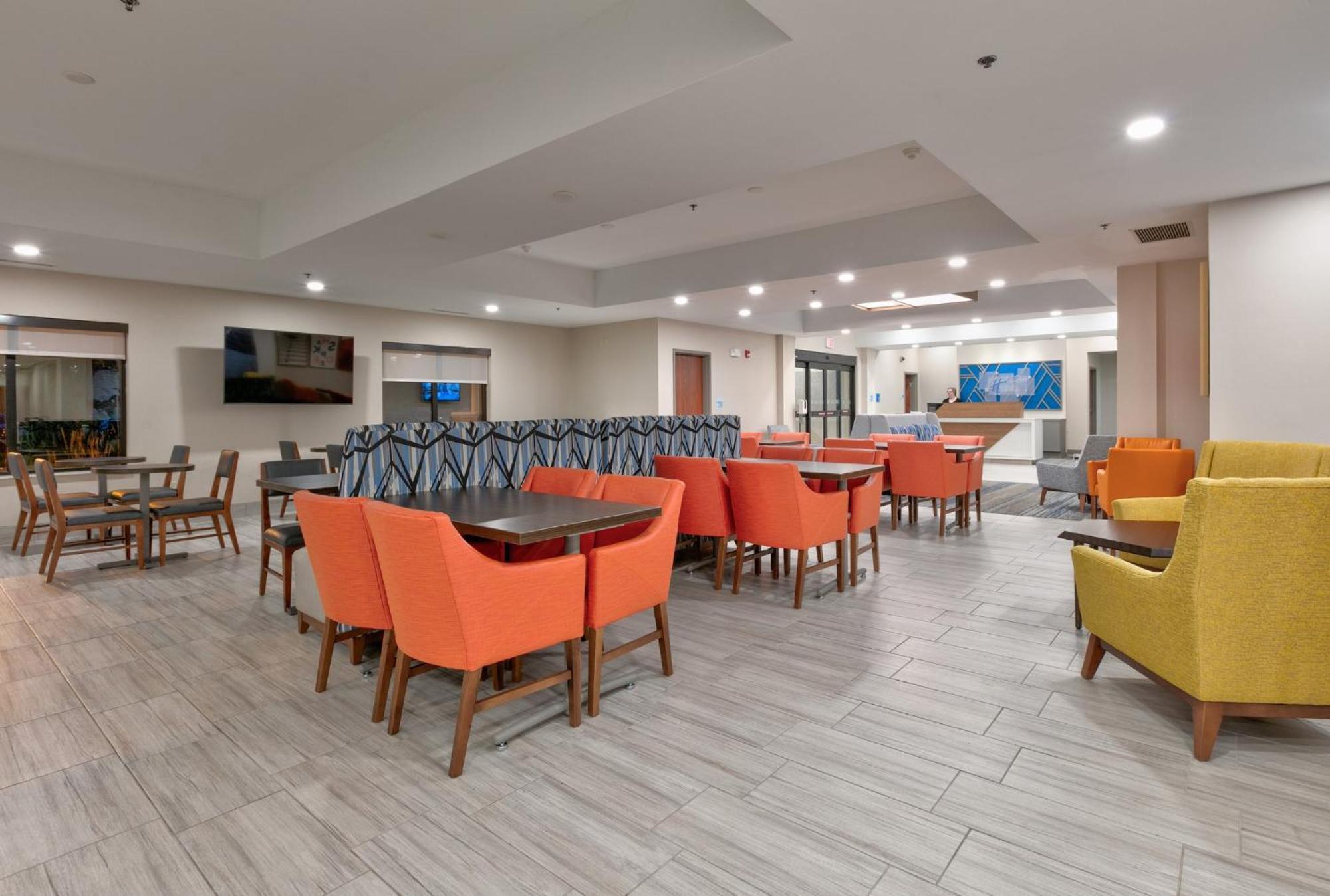 Holiday Inn Express Hotel & Suites Shakopee By Ihg Exterior foto